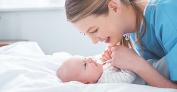 Уход за новорожденным ребенком