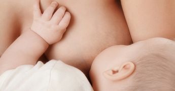 Курага при грудном вскармливании – можно ли в первый месяц
