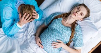Как и зачем проводится стимуляция родов