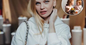Словно три близняшки: дочки Елены Кулецкой похожи на маму в том же возрасте