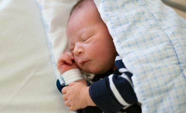 Двойная защита: гинеколог объяснил, как у женщины с коронавирусом рождается здоровый ребенок