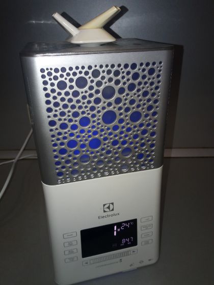 Увлажнитель воздуха ecoBIOCOMPLEX Electrolux EHU 3815D – полезный и эффективный подарок с огромным количеством действительно по…