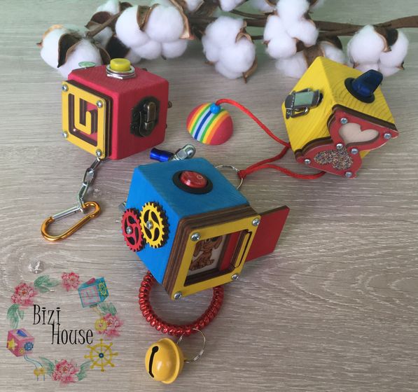 Игрушки ??