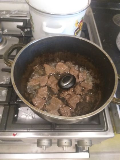 Крышка взорвалась