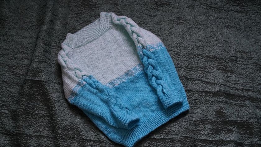 Вязаный джемперок