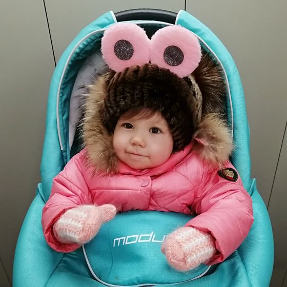 С наступающим Новым годом, девочки!