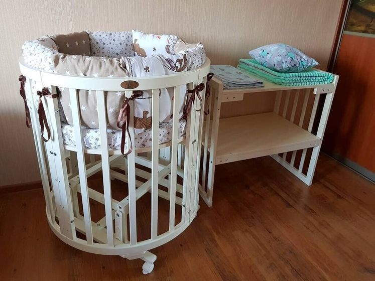Продаю детскую кроватку фирмы