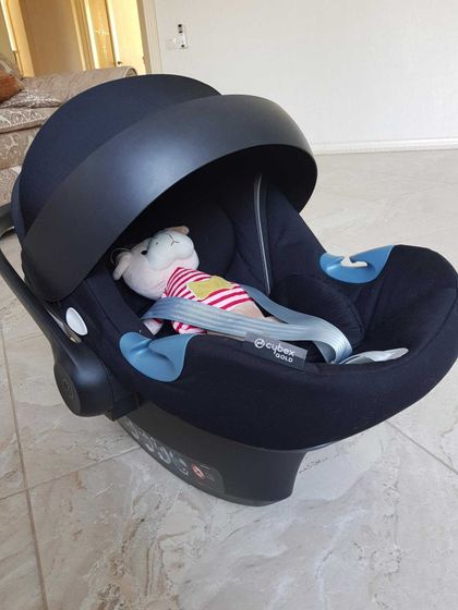 Продам автолюльку cybex aton
