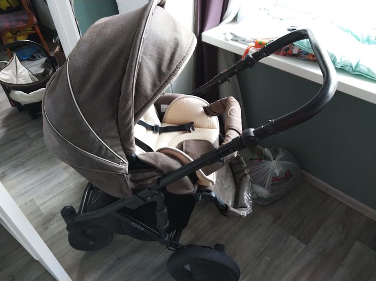 Коляска Tutis Zippy Pia 3 в 1