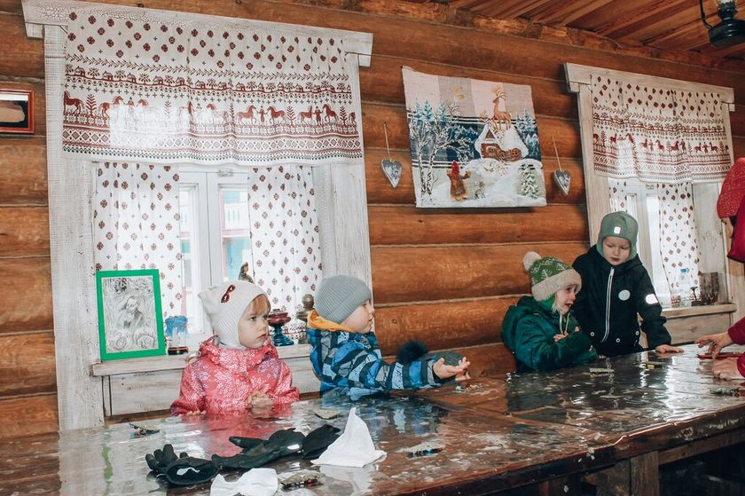 Дети и русские сказки) Про парк Сказов