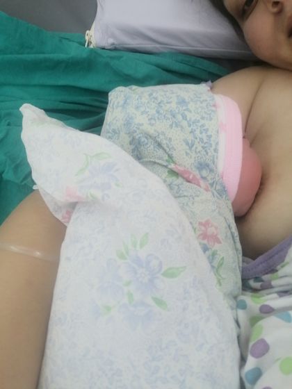 Родила Родила вчера доченьку