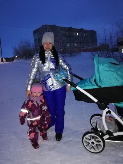 Выйти одной гулять с