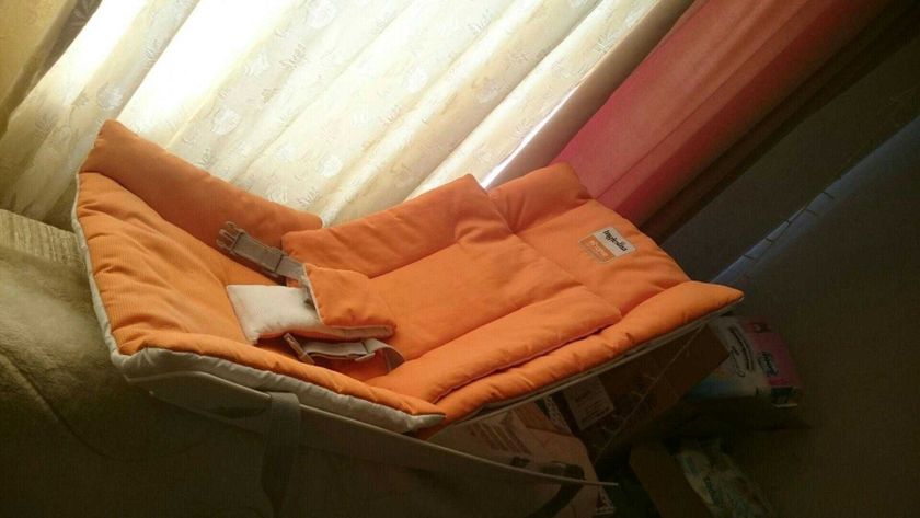Продам шезлонг Inglesina 0+