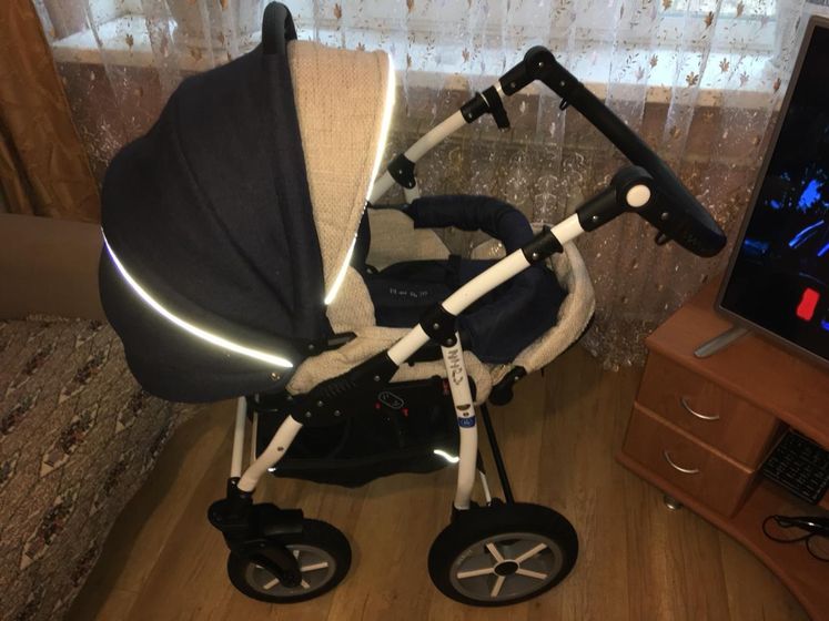 Продам универсальную коляску Verdi Zippy 3в1 (Владивосток)