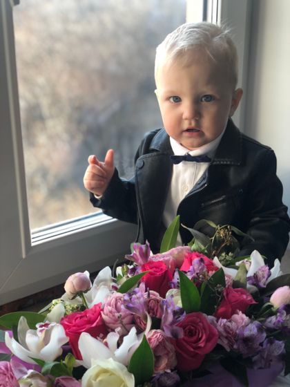 Не будем о плохом,вон какой жених