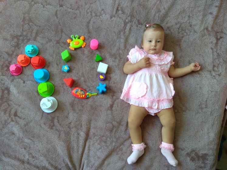 Алисе 10 месяцев