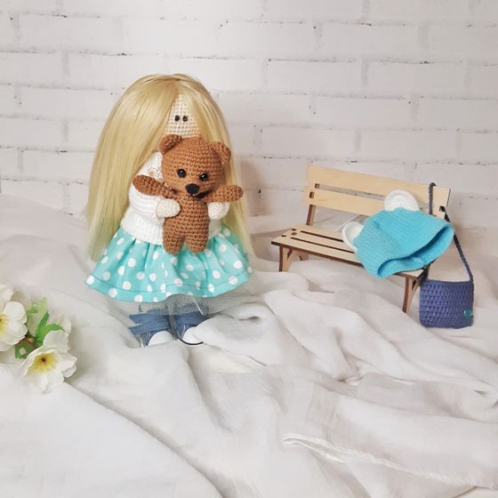 Новая кукла...
