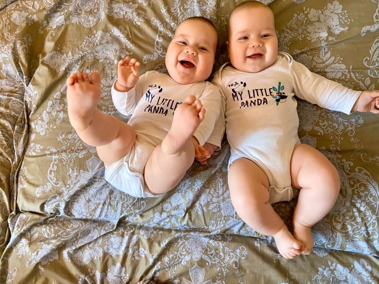 7 месяцев близнецам ❤️❤️