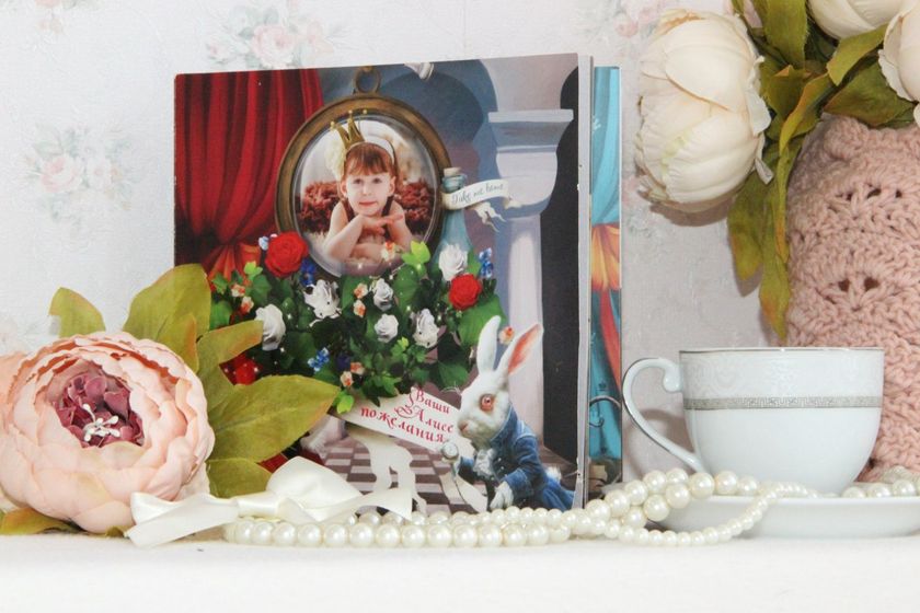 Книжки ,которые хранятся у меня дома)).Какие можно придумать фотокниги в вашу семейную библиотеку?