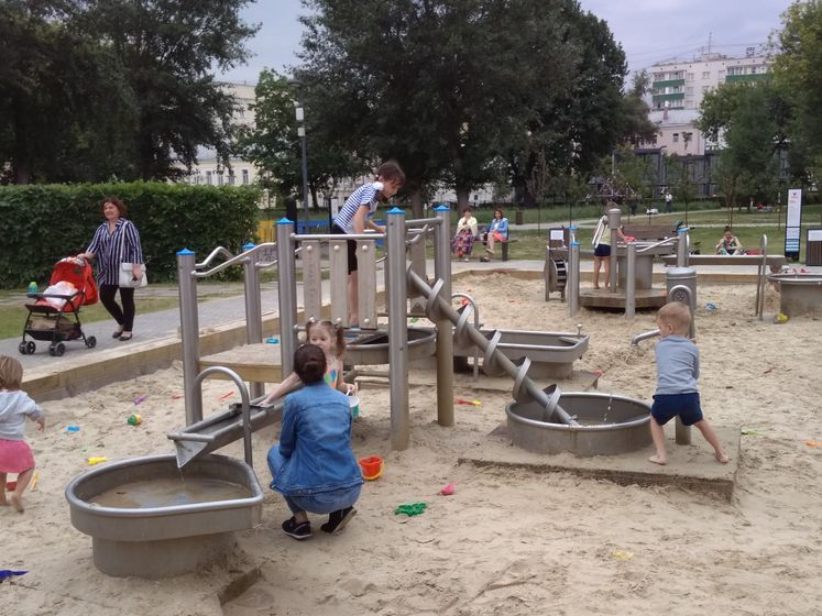Сказочный театр в Таганском парке. (12.06.19)