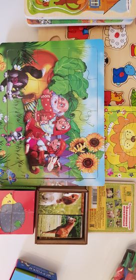 Развивающие и обучающие игрушки.