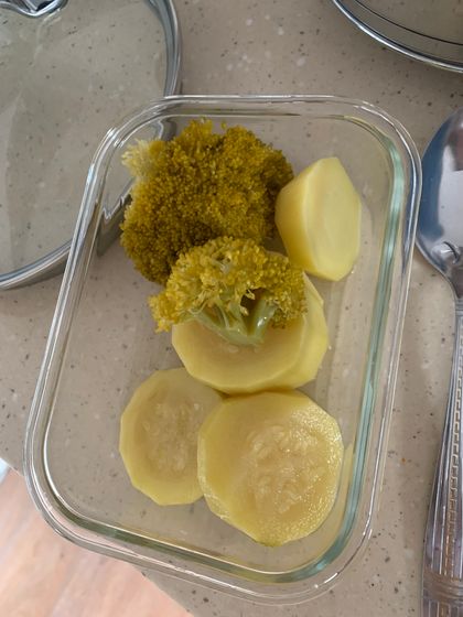 Пожелтевший брокколи