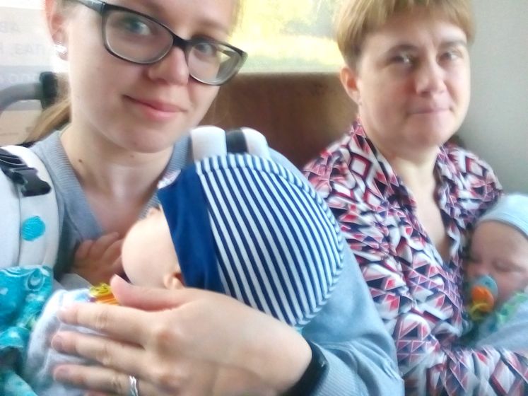 Тур по родне с 3 маленькими детьми. Самолет+поезд.
