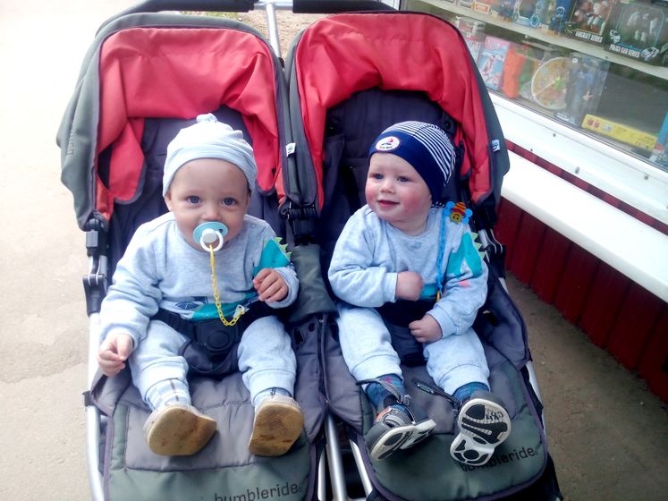 Тур по родне с 3 маленькими детьми. Самолет+поезд.
