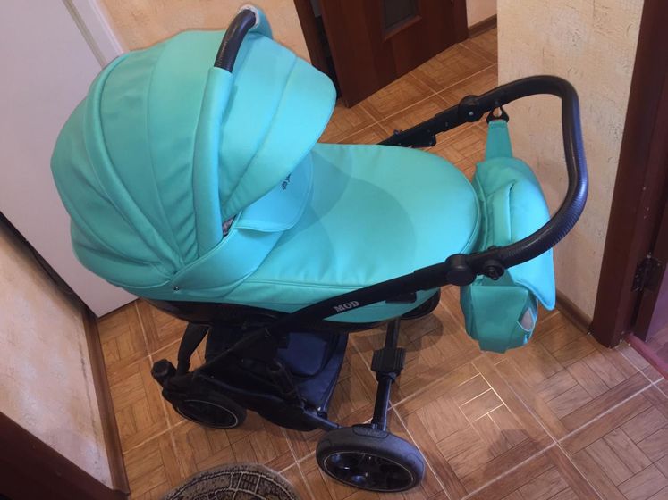 Продам коляску 3в1