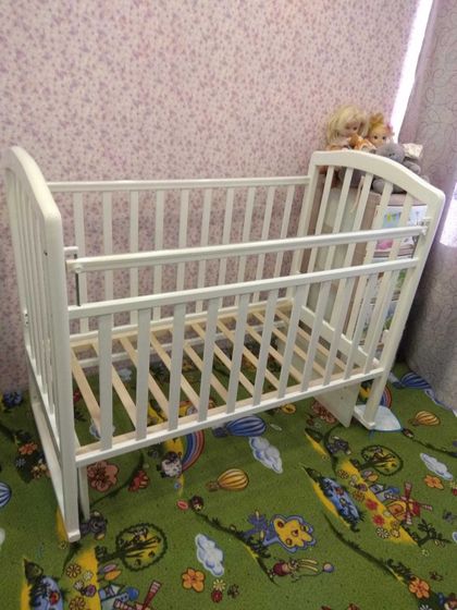 Продаю детскую кроватку.