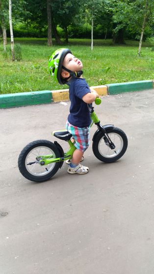 Теперь и у нас беговел)
