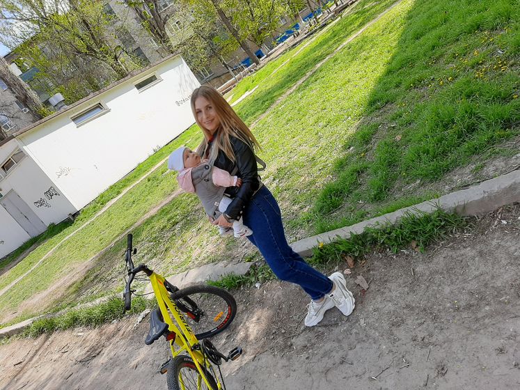 Вернула кенгуру, купила эргорюкзак)))