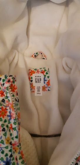 Продам комбинезоны зимние Gap.