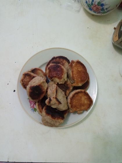Мама готовит оладушки?