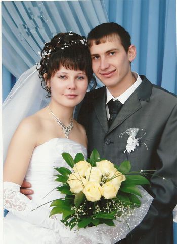 Смотрю на фото и не верю, уже за плечами 9 лет брака
