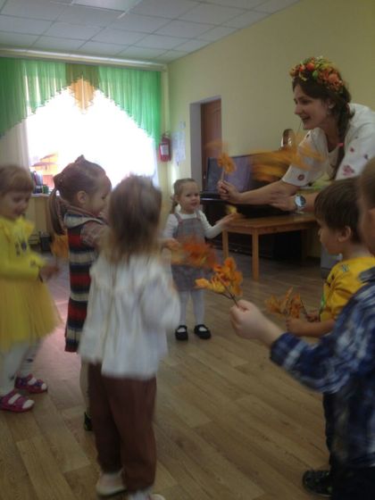 Первый праздник в ясельках))