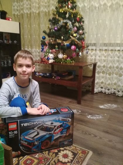 Новогодние праздники и подарки, 2020.
