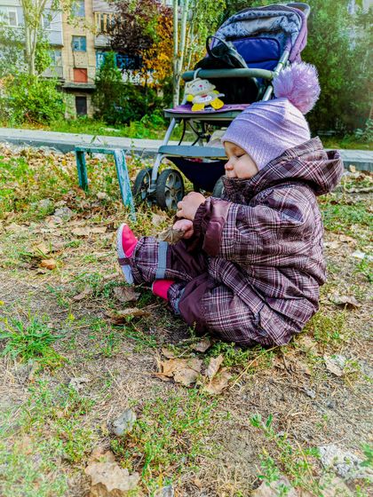 Время летит со скоростью света .Вроде только родилась а уже год не за горами.