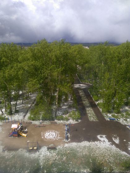 Град, снег, солнце.