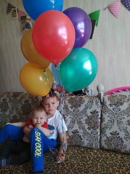 Первый День Рождения ?