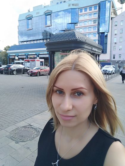 Перманентный макияж бровей.