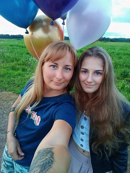 Евочке 6 лет.