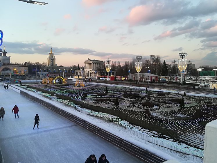 Каток на ВДНХ