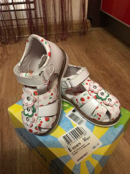 Новые босоножки