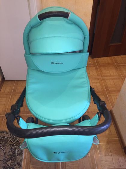 Продам коляску 3в1